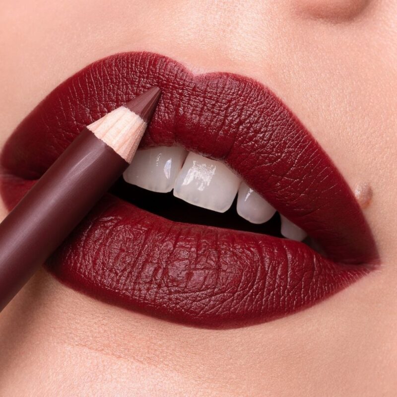 Even Lip Pencil WeMakeUp 41 Hekla Barn Red