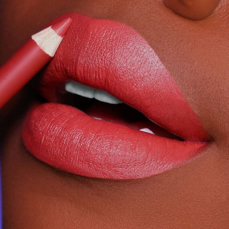 even-lip-pencil-wemakeup-96-umile-1